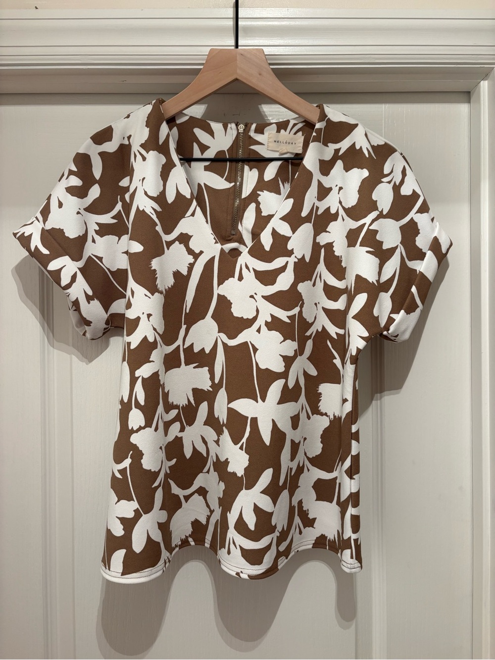 Women’s Melloday short-sleeve blouse botanical floral print size S